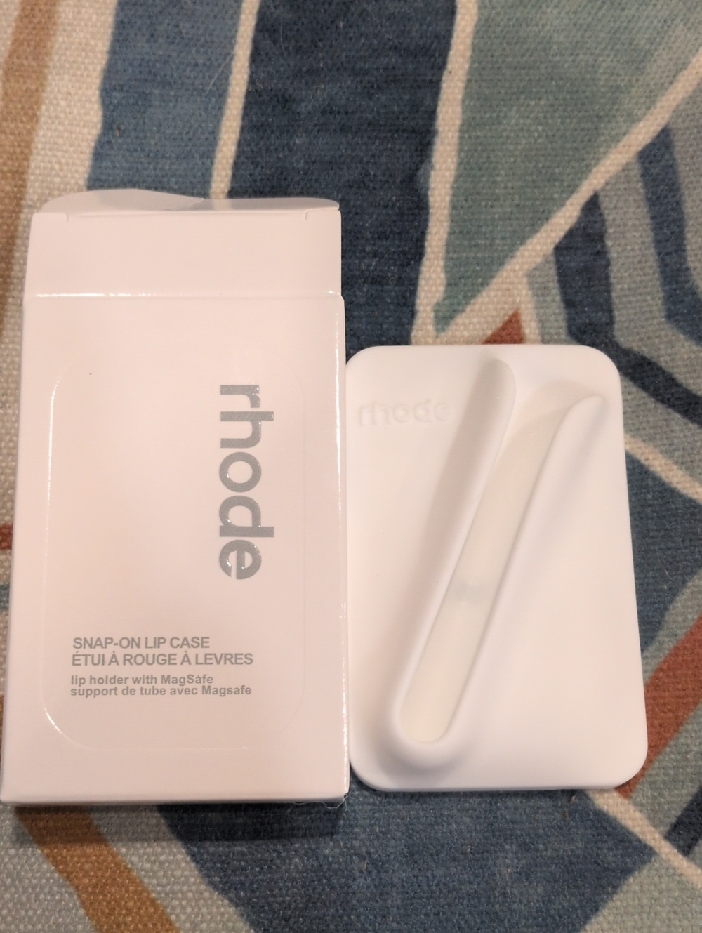 RHODE White Snap-On Lip Case — MagSafe-Compatible Lip Holder